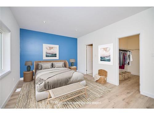 27 Beachwalk Crescent, Crystal Beach, ON - Indoor Photo Showing Bedroom