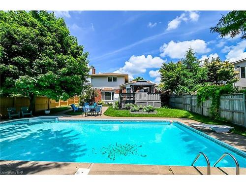 35 Countryside Drive, Welland, ON - Outdoor With In Ground Pool With Backyard