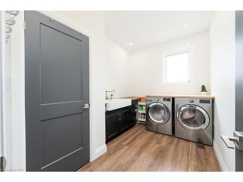 480 Pleasant Beach Road, Port Colborne, ON - Indoor Photo Showing Laundry Room