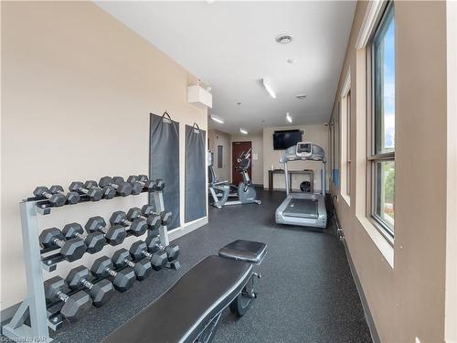103-26 Wellington Street, St. Catharines, ON - Indoor Photo Showing Gym Room