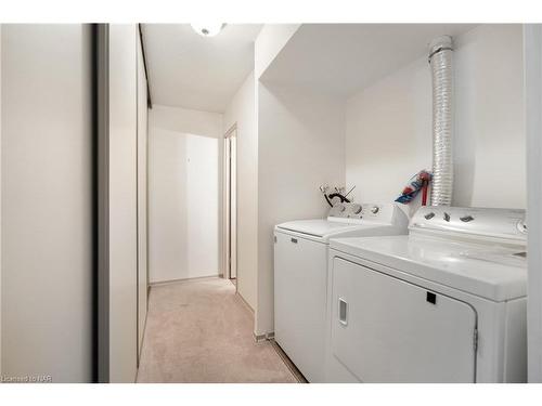 911-7 Gale Crescent, St. Catharines, ON - Indoor Photo Showing Laundry Room