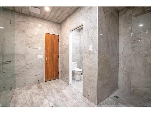 2085 Firelane 2, Port Colborne, ON - Indoor Photo Showing Bathroom