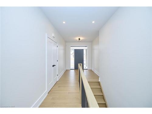3642 Vosburgh Place, Campden, ON - Indoor Photo Showing Other Room
