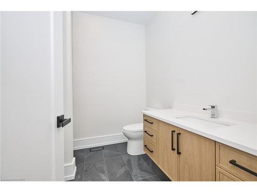 3642 Vosburgh Place, Campden, ON - Indoor Photo Showing Bathroom