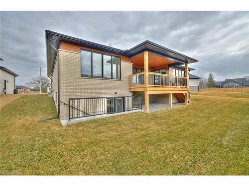 3642 Vosburgh Place, Campden, ON - Outdoor With Exterior