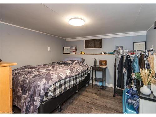 124 Killaly Street E, Port Colborne, ON - Indoor Photo Showing Bedroom