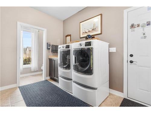 4511 Miller Road, Port Colborne, ON - Indoor Photo Showing Laundry Room