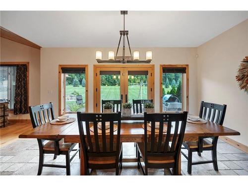 1559 York Road, St. Davids, ON - Indoor Photo Showing Dining Room
