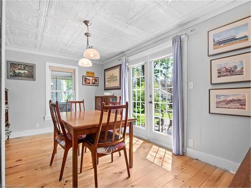 267 Oxford Avenue, Crystal Beach, ON - Indoor Photo Showing Dining Room