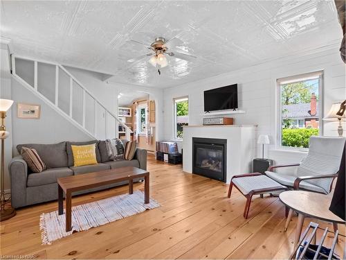 267 Oxford Avenue, Crystal Beach, ON - Indoor Photo Showing Living Room With Fireplace