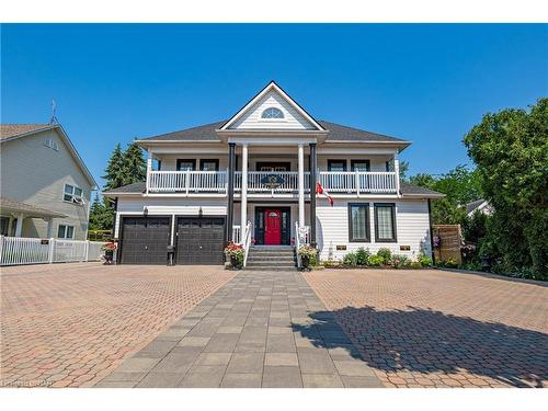 527 Mississagua Street, Niagara-On-The-Lake, ON - Outdoor With Deck Patio Veranda With Facade