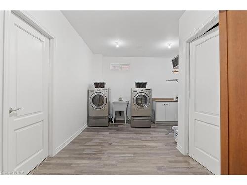 527 Mississagua Street, Niagara-On-The-Lake, ON - Indoor Photo Showing Laundry Room