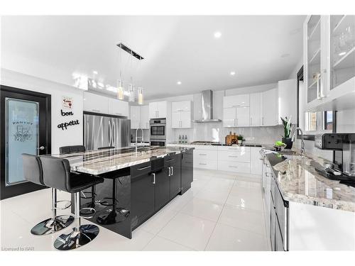 48 Kenmir Avenue, St. Davids, ON - Indoor Photo Showing Kitchen With Upgraded Kitchen