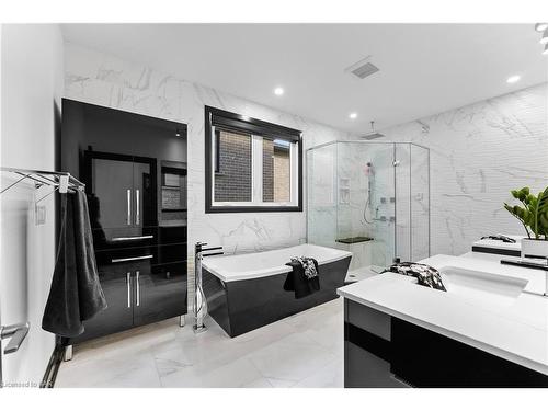 48 Kenmir Avenue, St. Davids, ON - Indoor Photo Showing Bathroom