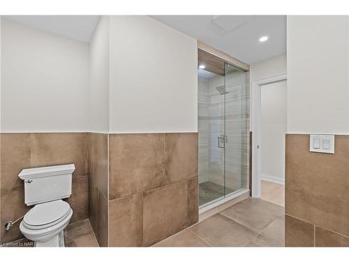 3 Lee Ann Place, St. Catharines, ON - Indoor Photo Showing Bathroom