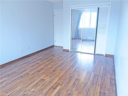 526 Queenston Street, St. Catharines, ON - Indoor Photo Showing Other Room
