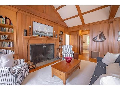 5189 Abino Hills Road, Ridgeway, ON - Indoor Photo Showing Dining Room