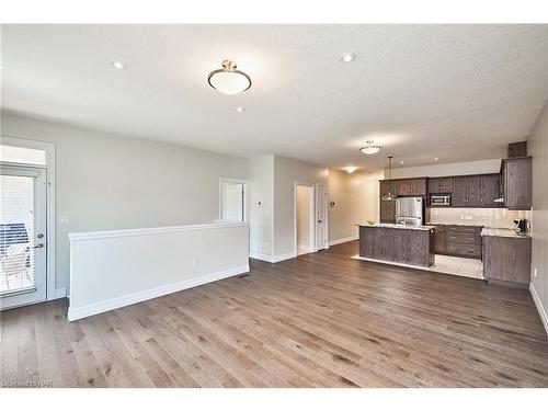 115 Borden Trail, Welland, ON - Indoor Photo Showing Other Room