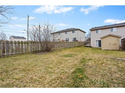 17 Waterview Court, Welland, ON - Outdoor With Backyard