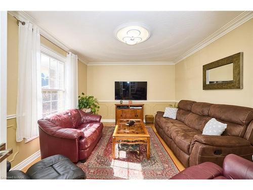 16 Lantana Circle, St. Catharines, ON - Indoor Photo Showing Other Room