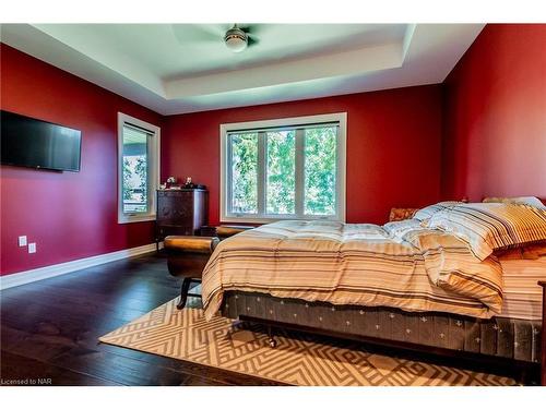 713 Clarence Street, Port Colborne, ON - Indoor Photo Showing Bedroom