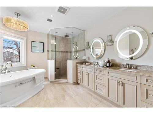 45 Lakegate Drive, Hamilton, ON - Indoor Photo Showing Bathroom