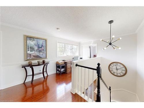 624 Simcoe Street, Niagara-On-The-Lake, ON - Indoor Photo Showing Other Room