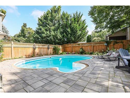 624 Simcoe Street, Niagara-On-The-Lake, ON - Outdoor With In Ground Pool With Deck Patio Veranda With Backyard