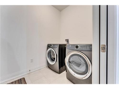 156 Schooners Lane, Thornbury, ON - Indoor Photo Showing Laundry Room