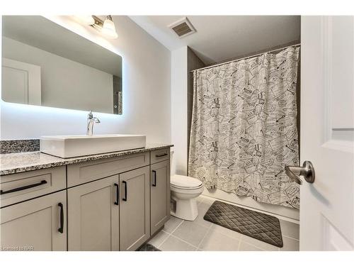 156 Schooners Lane, Thornbury, ON - Indoor Photo Showing Bathroom
