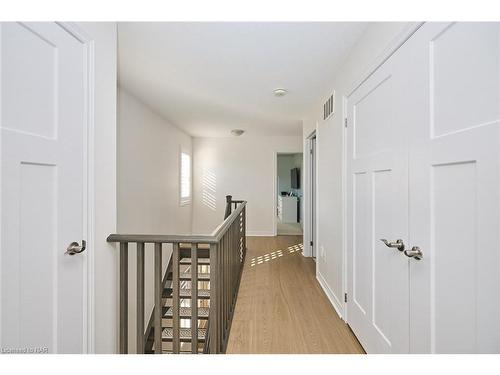 3845 Ryan Avenue, Crystal Beach, ON - Indoor Photo Showing Other Room
