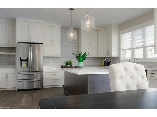Lot 2 Oakley Drive, Virgil, ON - Indoor Photo Showing Kitchen With Upgraded Kitchen
