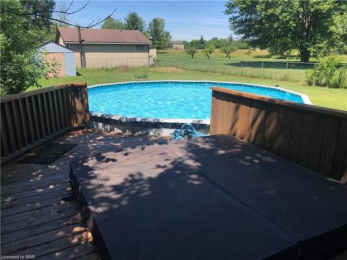 1193 Pettit Road, Fort Erie, ON - Outdoor With Above Ground Pool