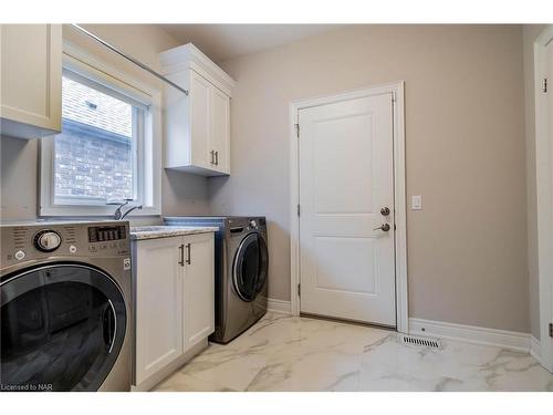 8 Tuscany Court, St. Catharines, ON - Indoor Photo Showing Laundry Room