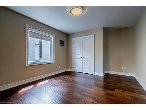 8 Tuscany Court, St. Catharines, ON - Indoor Photo Showing Other Room