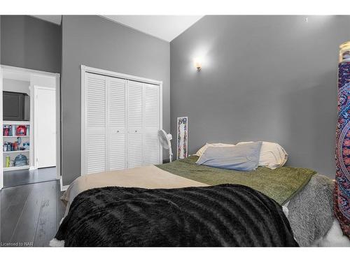 1782 York Road, Niagara-On-The-Lake, ON - Indoor Photo Showing Bedroom