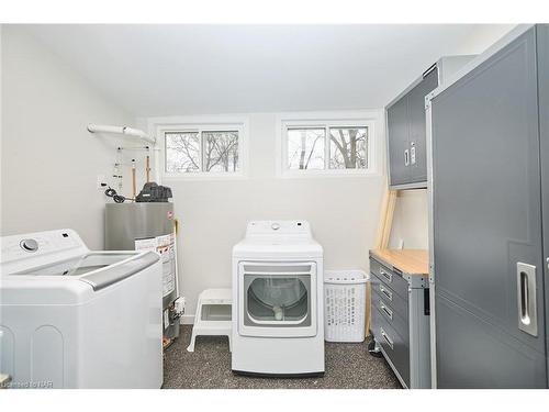 4353 Second Avenue, Niagara Falls, ON - Indoor Photo Showing Laundry Room