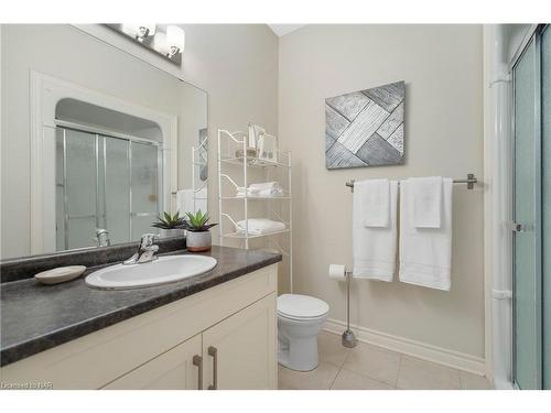 20-4399 Montrose Road, Niagara Falls, ON - Indoor Photo Showing Bathroom