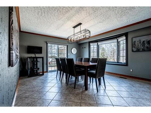 396 Sawmill Road, Pelham, ON - Indoor Photo Showing Dining Room