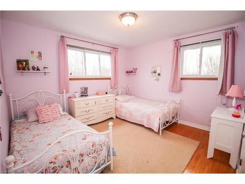 40 Hilda Street, Welland, ON - Indoor Photo Showing Bedroom