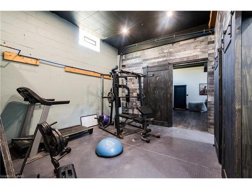 651 Cope Road, Welland, ON - Indoor Photo Showing Gym Room