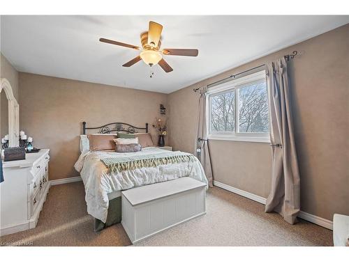 539 Forks Road, Welland, ON - Indoor Photo Showing Bedroom