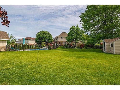 4472 Kathleen Crescent, Niagara Falls, ON - Outdoor With Backyard