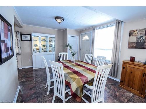 603 Lincoln Street, Welland, ON - Indoor Photo Showing Dining Room