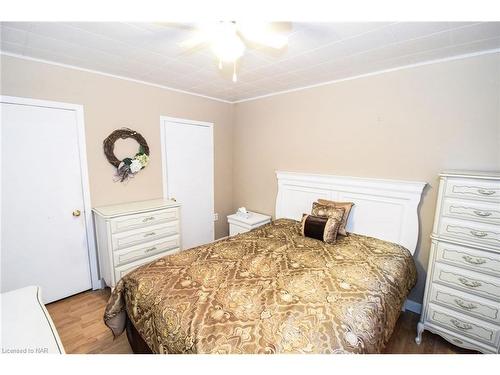 603 Lincoln Street, Welland, ON - Indoor Photo Showing Bedroom