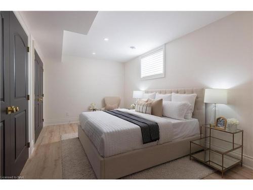 27 Arbourvale Common, St. Catharines, ON - Indoor Photo Showing Bedroom