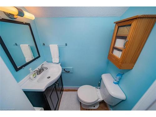 248 Lincoln Road W, Crystal Beach, ON - Indoor Photo Showing Bathroom