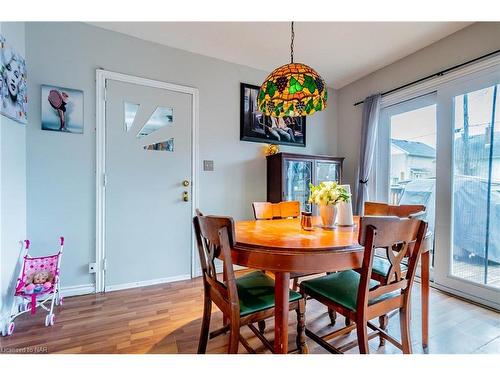 40 Chaplin Avenue, St. Catharines, ON - Indoor Photo Showing Dining Room