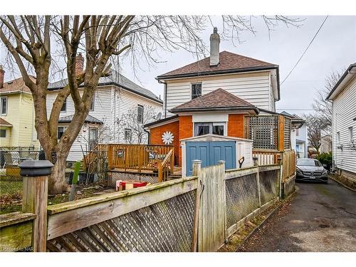40 Chaplin Avenue, St. Catharines, ON - Outdoor With Deck Patio Veranda With Exterior