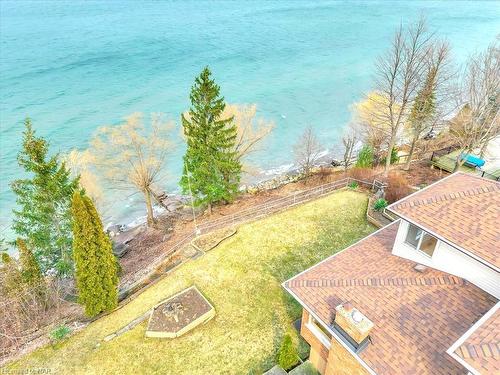 1138 Lakeshore Road W, St. Catharines, ON - Outdoor With Body Of Water